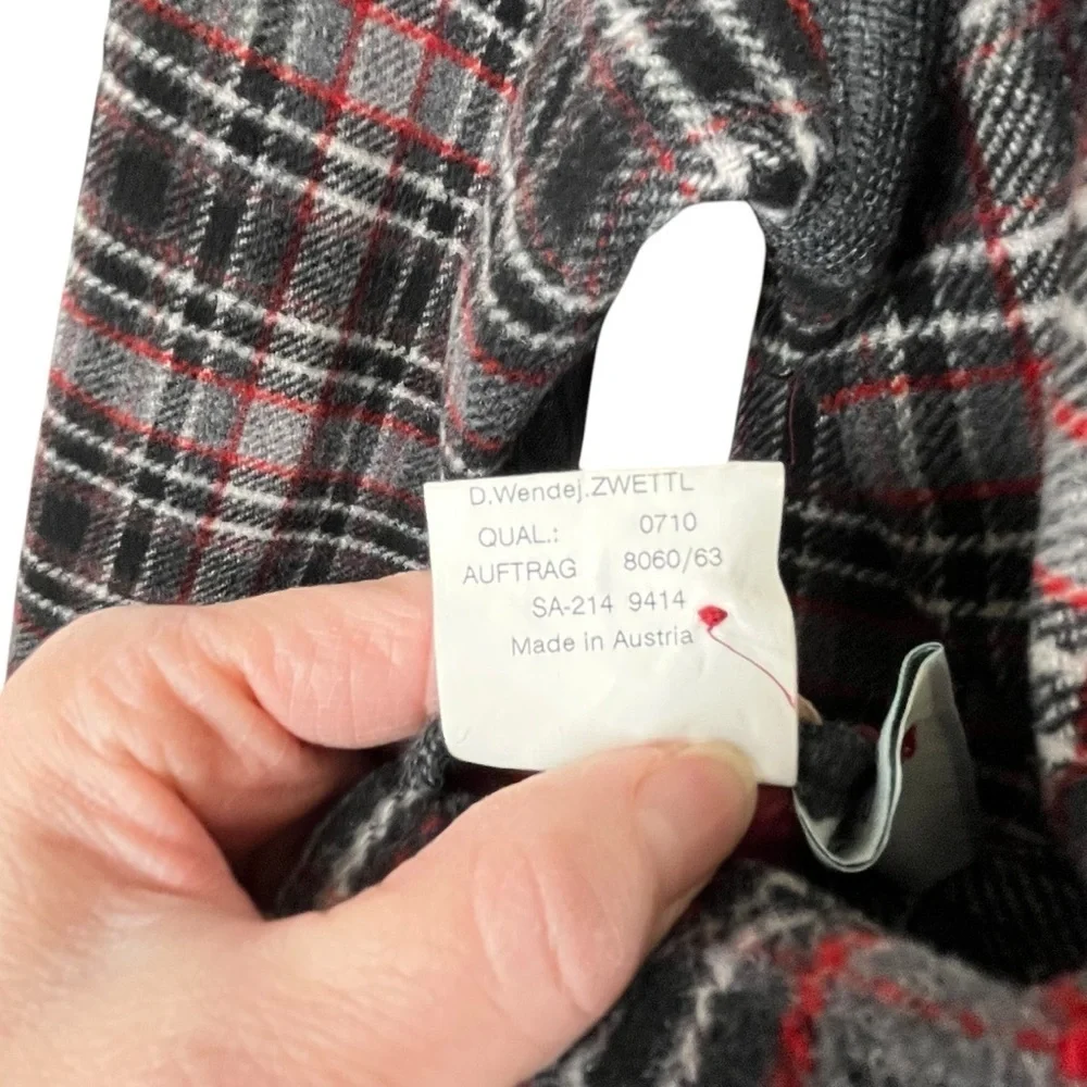 Sonnblick Landhausmoden Virgin Wool Reversible Plaid & Solid Red Jacket Sz. L??